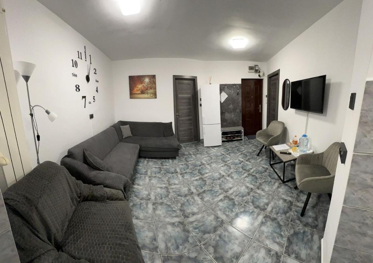 Ene Apart Oradea Free Parking 외부 사진