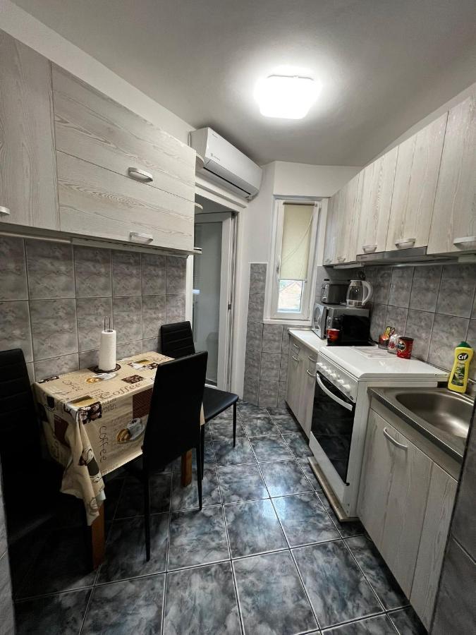 Ene Apart Oradea Free Parking 외부 사진
