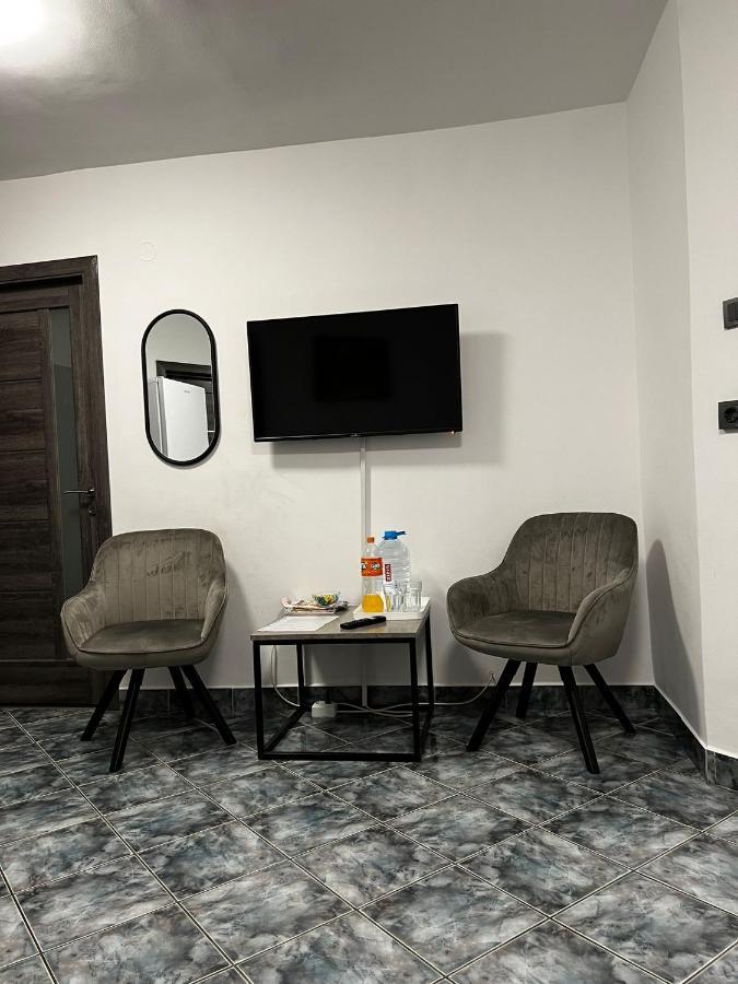 Ene Apart Oradea Free Parking 외부 사진